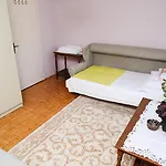 Mir Apartamento *